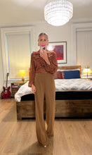 Load image into Gallery viewer, Lili Pants - Brown

