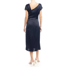Load image into Gallery viewer, slvls asymetric nk shirred drs - bluberry
