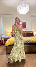 Load image into Gallery viewer, smocked maxi - green
