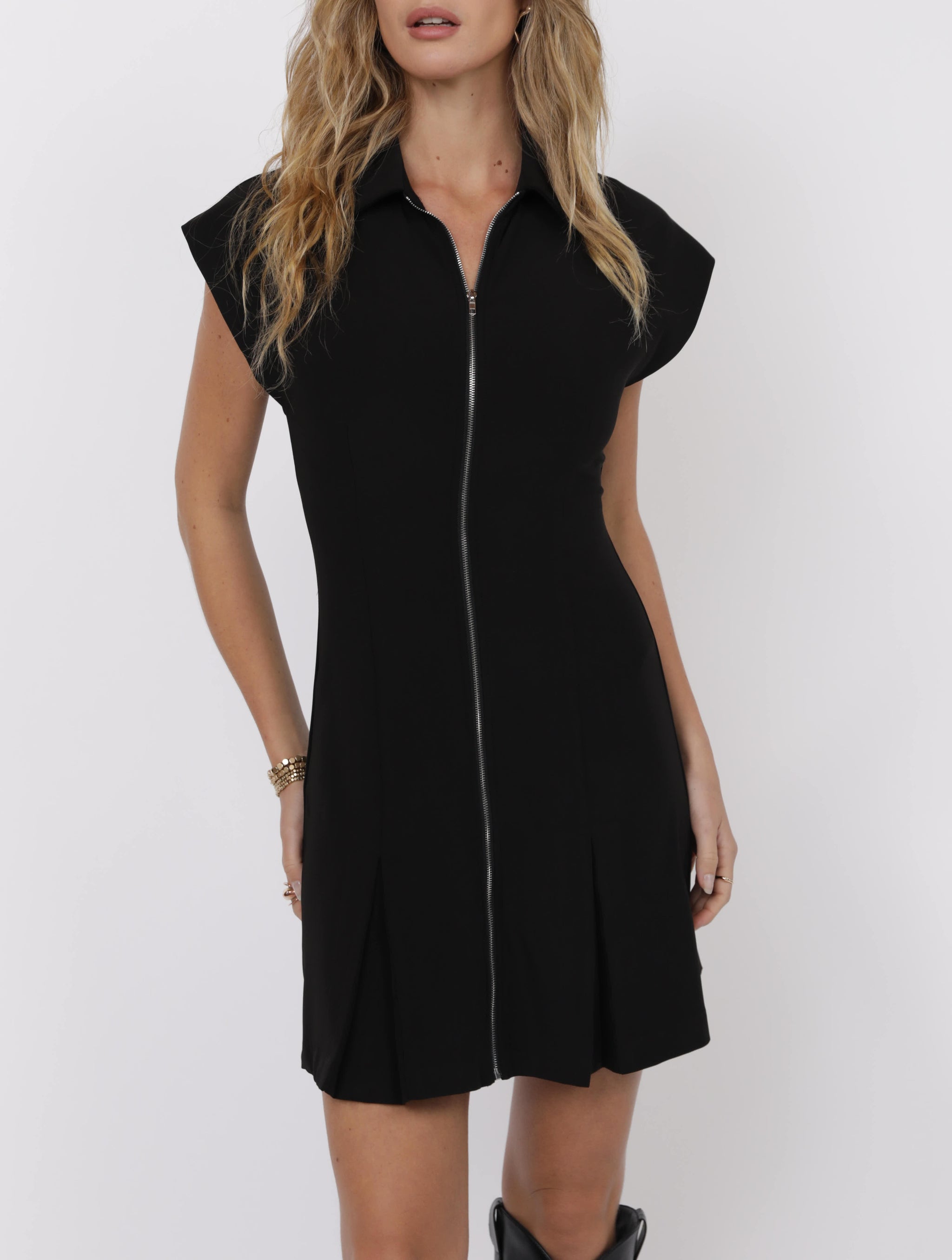 メルトザレディslash zip up mini dress Black Black Zipper Detail Mini Dress X29048