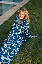 Load image into Gallery viewer, Cargo Pocket Top - Blue Geo
