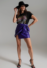 Load image into Gallery viewer, Faux Leather mini skirt - Purple
