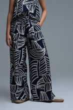 Load image into Gallery viewer, Leaf wideleg Pants - Navy/White

