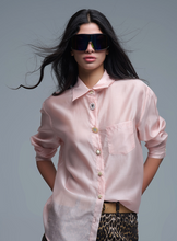 Load image into Gallery viewer, Silky loose shirt - Pink
