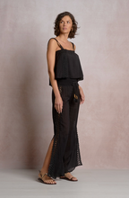 Load image into Gallery viewer, FLOWY TANK TOP - BLACK
