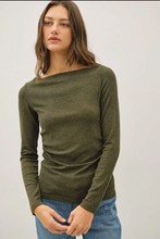 Load image into Gallery viewer, Ribbed Boatneck LS Tee - forest
