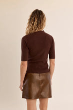 Load image into Gallery viewer, 3/4 sleeve Turtleneck sweater - Chocolate

