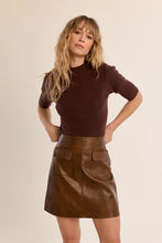 Load image into Gallery viewer, 3/4 sleeve Turtleneck sweater - Chocolate
