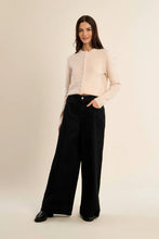 Load image into Gallery viewer, Buttoned Cardigan - Offwhite
