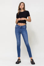 Load image into Gallery viewer, Hi Rise Skinny - mid wash
