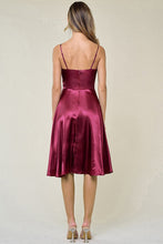Load image into Gallery viewer, Ladies Dress - Wine
