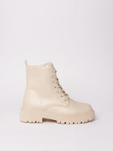 Load image into Gallery viewer, lace up boot - Beige
