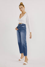 Load image into Gallery viewer, Belted Paperbag pants - Medium
