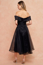 Load image into Gallery viewer, Evening Dress - Black
