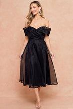 Load image into Gallery viewer, Evening Dress - Black
