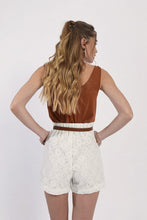 Load image into Gallery viewer, Lace Shorts - Offwhite
