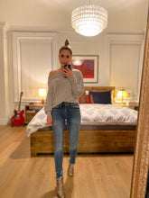 Load image into Gallery viewer, HIGH RISE CROPPED SKINNY - FORT
