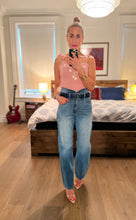 Load image into Gallery viewer, Belted Paperbag pants - Medium
