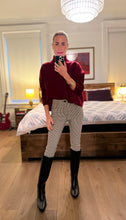 Load image into Gallery viewer, Slim Checkered Pants - Brown

