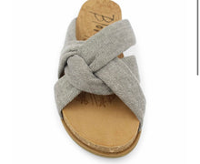 Load image into Gallery viewer, Fancy Sandal - Grey
