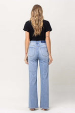 Load image into Gallery viewer, Nineties Flare - Grin
