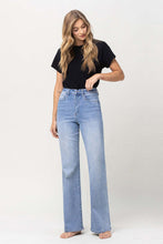 Load image into Gallery viewer, Nineties Flare - Grin
