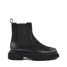 Load image into Gallery viewer, Moment Boots - Black
