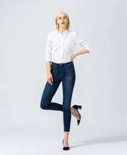 Load image into Gallery viewer, MIDRISE SUPER SOFT SKINNY - TOXIC
